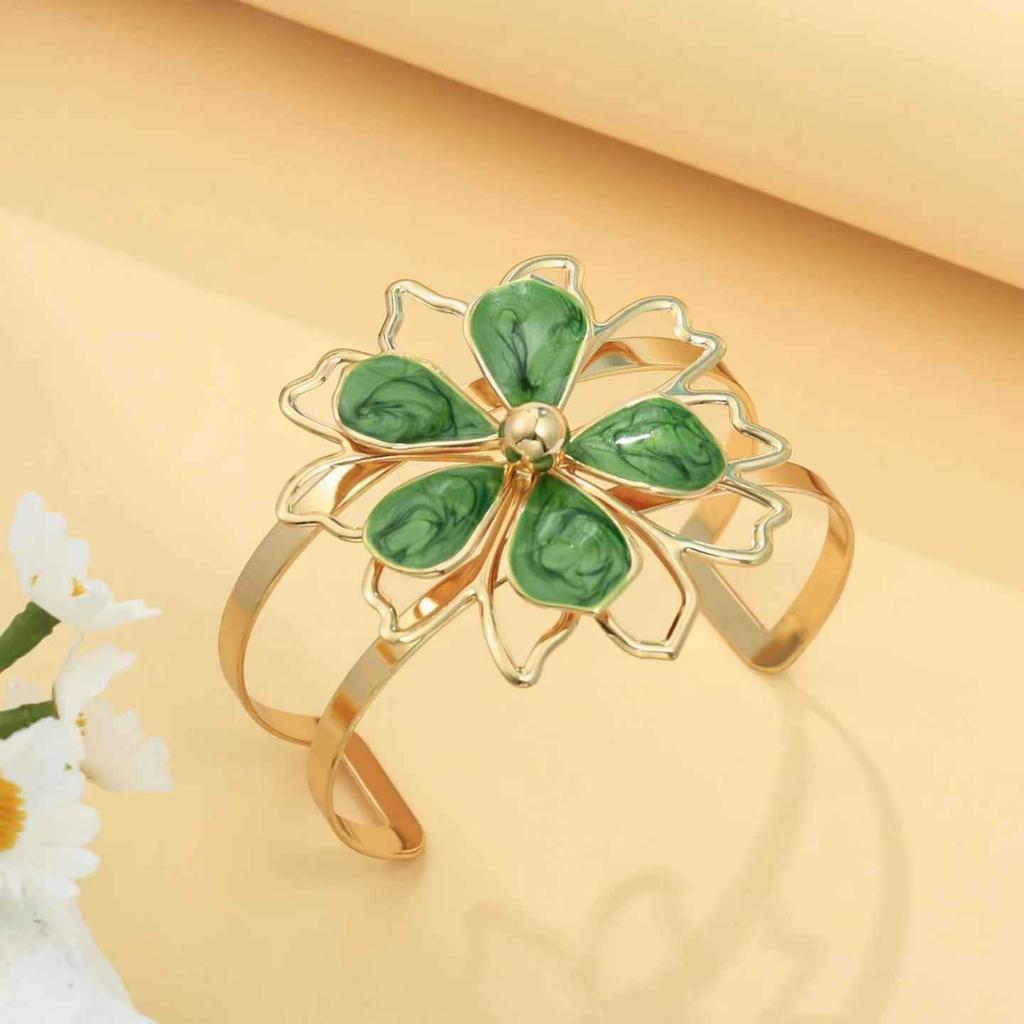 Hot-selling new dripping oil elegant and sweet lotus double-layer hollow three-dimensional flower ring bracelet stud earrings necklace