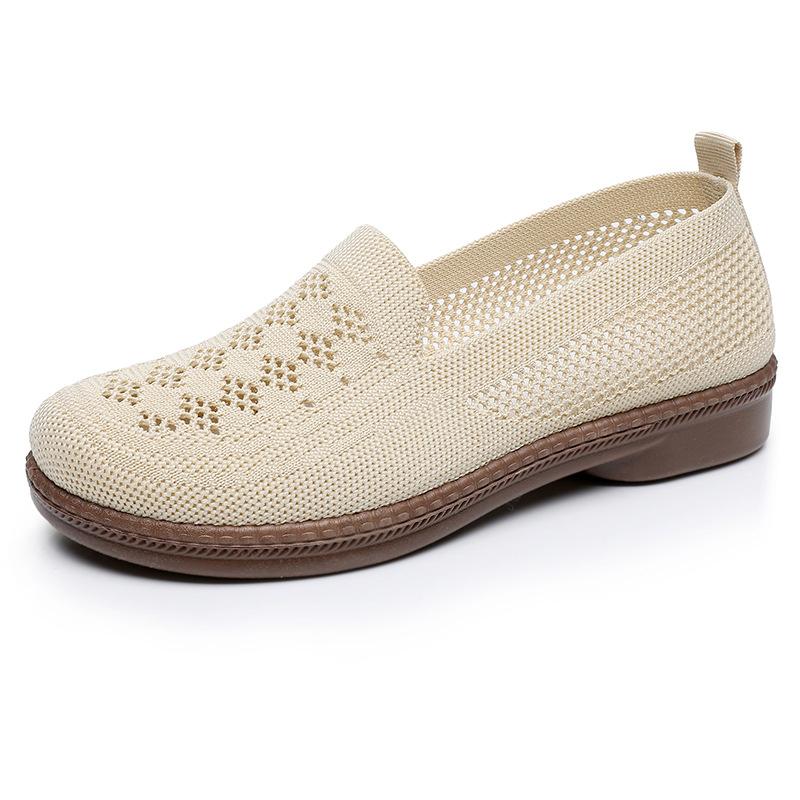 New summer women's breathable hollow mesh shoes soft-soled mother shoes fashionable versatile one-pedal casual women's shoes
