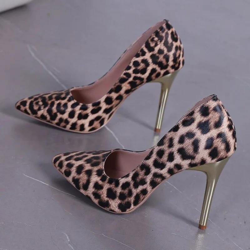 

Сексуальные элегантные женские модные туфли с леопардовым принтом, модные босоножки с острым носком на высоком каблуке 34-43 43