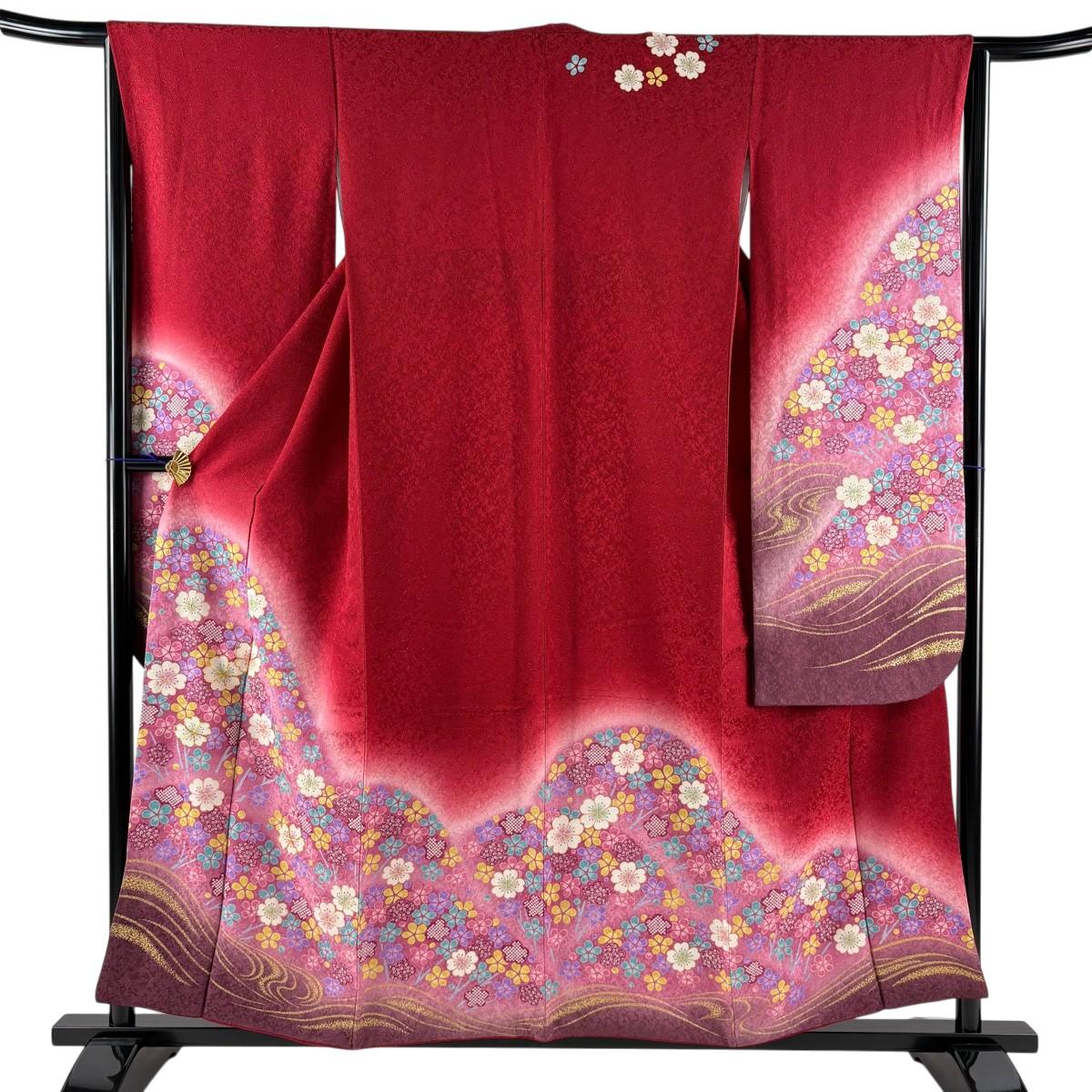 

Furisode length 156.5cm Sleeve length 65cm M Sleeve with signature Cherry blossom plum Gold thread Red Pure silk Masterpiece [Used] msp30