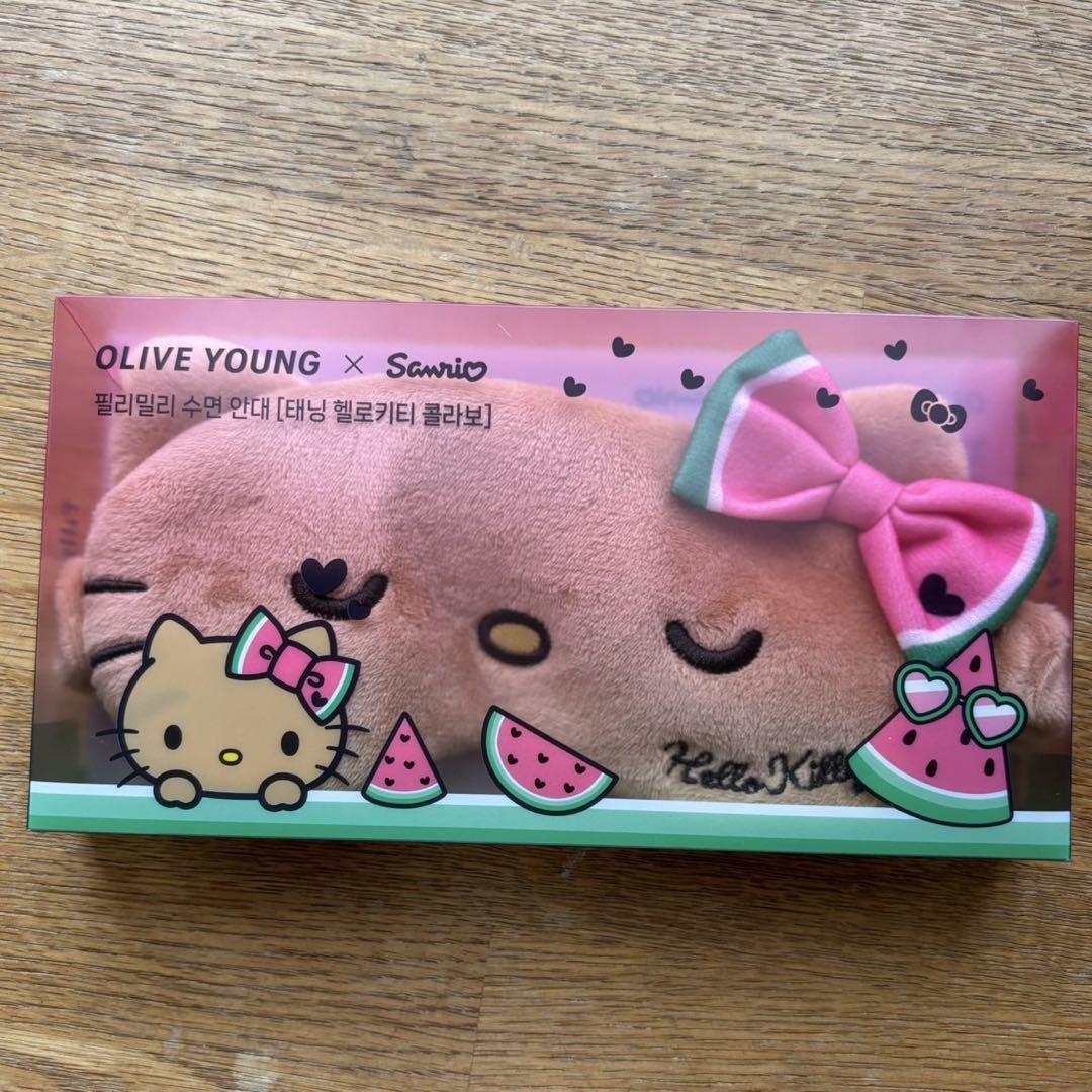 

[Б/У] Маска для сна Hello Kitty OLIVE YOUNG