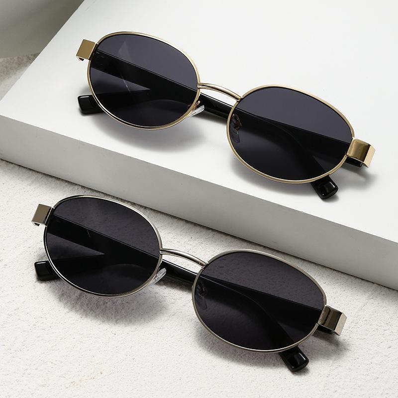 Popular Fashion Metal Women Men Shades Oval Sun Glasses Female Male Summer Traveling UV400 Round Sunglasses Lentes De Sol Mujer