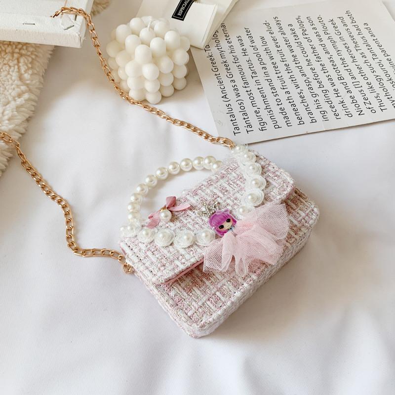 Adorable Girls Crossbody Bag Featuring Soft Canvas Material And Elegant Bow Style