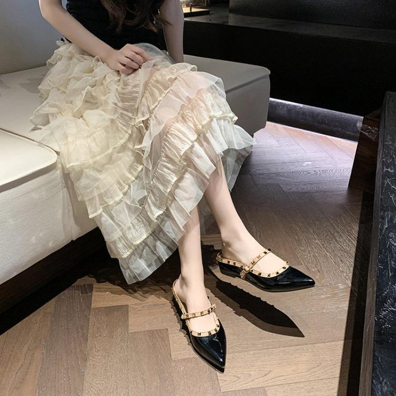 Fashion Inside Heightened Fashion Rivet Wrapped Head Drag Women Summer New Pointed Head Shallow One-word Buckle Belt Cool Drag