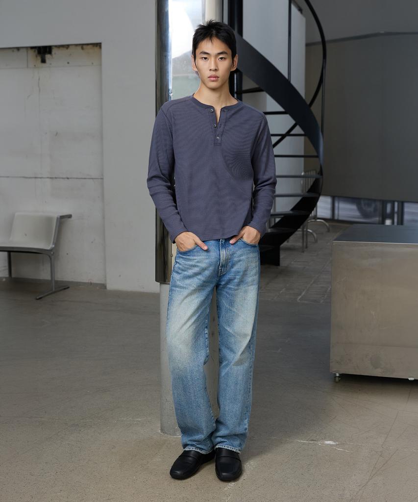 MICHIKO LONDON SPORTS Waffle Henley Neck Long Sleeve Smoke Navy