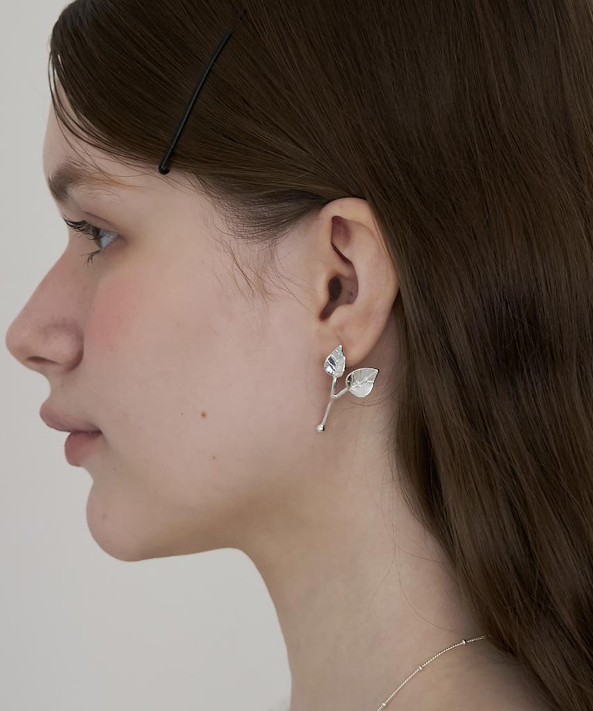 Still Instant Rose With Dew - Earring 04