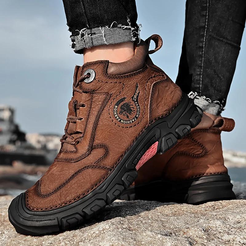 Fashion Hiking Men Boots New Leather Outdoor Walking Boots Man Non-Slip Retro Man Casual Boots Winter Warm Comfy Leather Men's Shoes