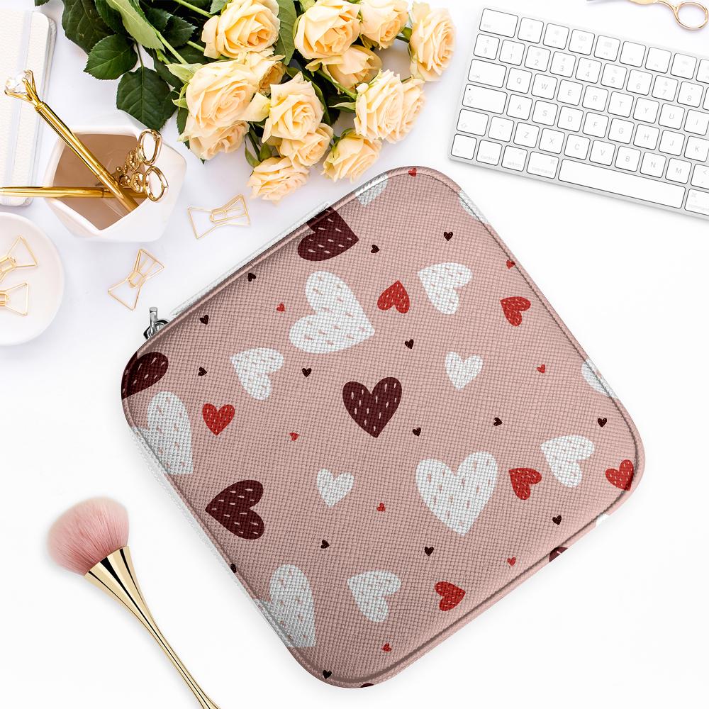 Cute Heart Pattern Organizer Box, Leather Jewelry Box, Travel Portable Storage Case for Earrings Rings Necklaces, Romantic Christmas Gift for Women Gi