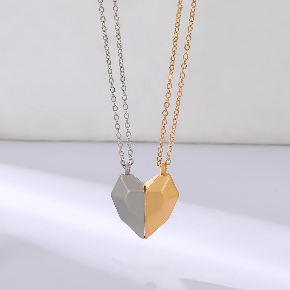 Magnetic Sun and Moon Couple Necklace – Stylish, Versatile Gift for Best Friends