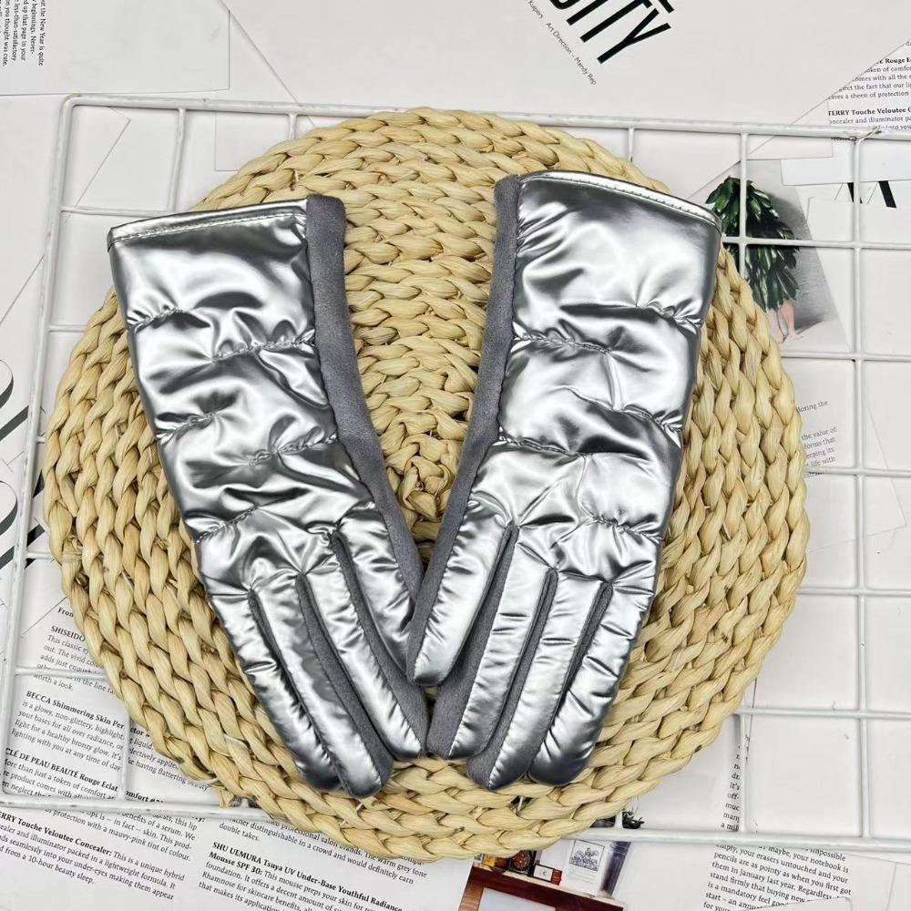 Waterproof Winter Gloves Windproof Driving Gloves Fashion Cycling Gloves Winter Season