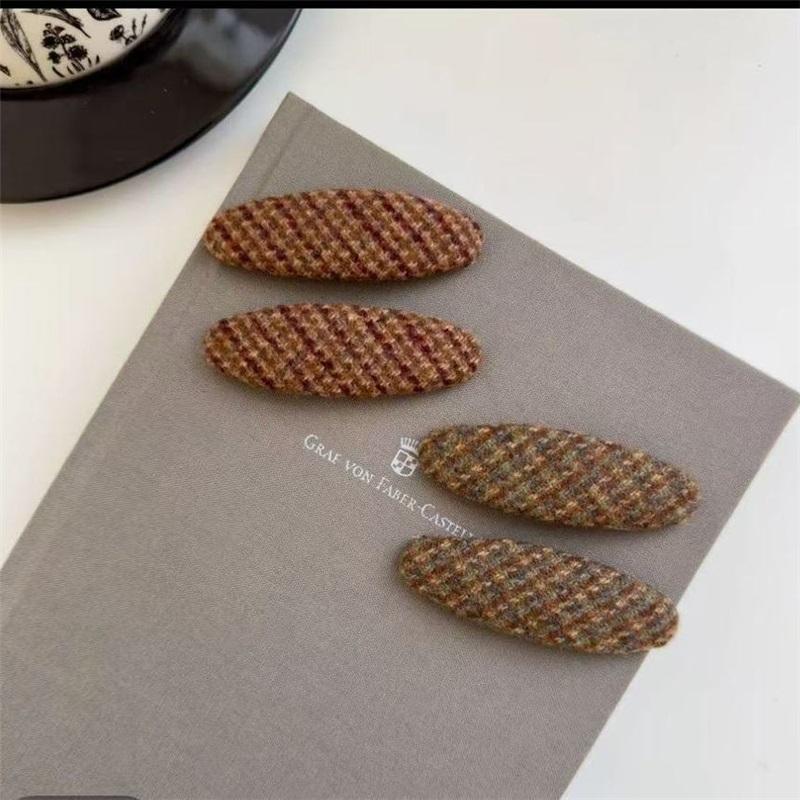Korean Autumn Winter Wool Plaid BB Clips Retro Checkered Side Hair Clips Fashion Women Broken Hair Bangs Hair Barrettes Daily Hair Accessories
