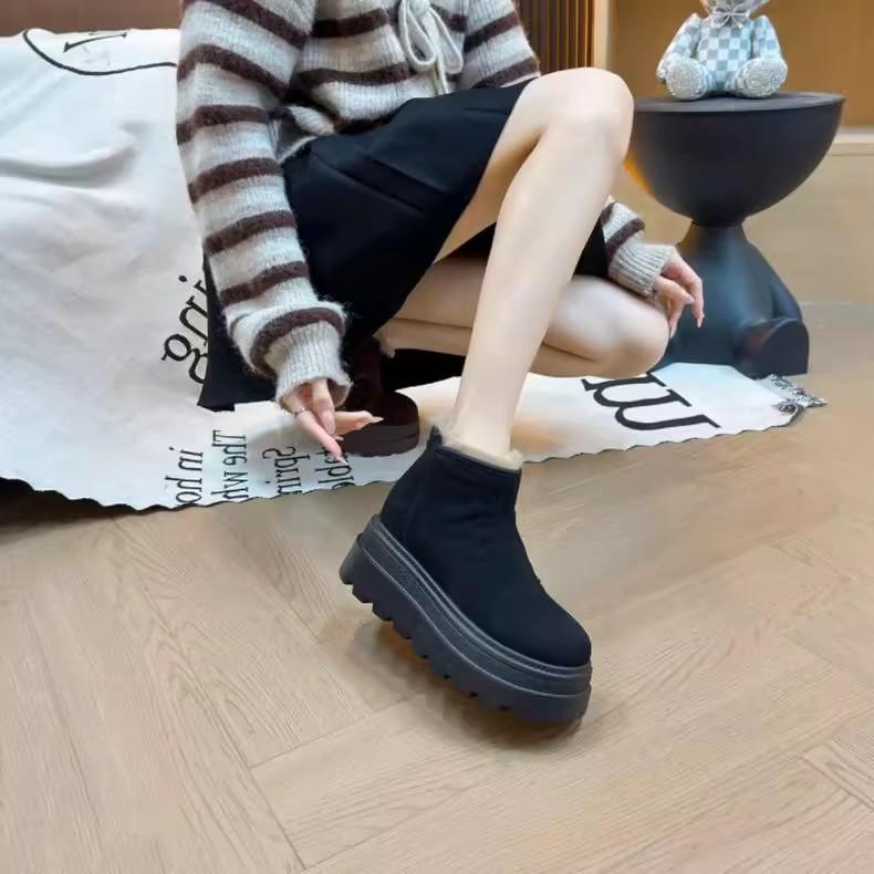 Women's Large Size Soft Elastic Winter Warm Cold Padded Snow Boots Non-slip Wear Outdoor Casual Sneakers Cotton Boots