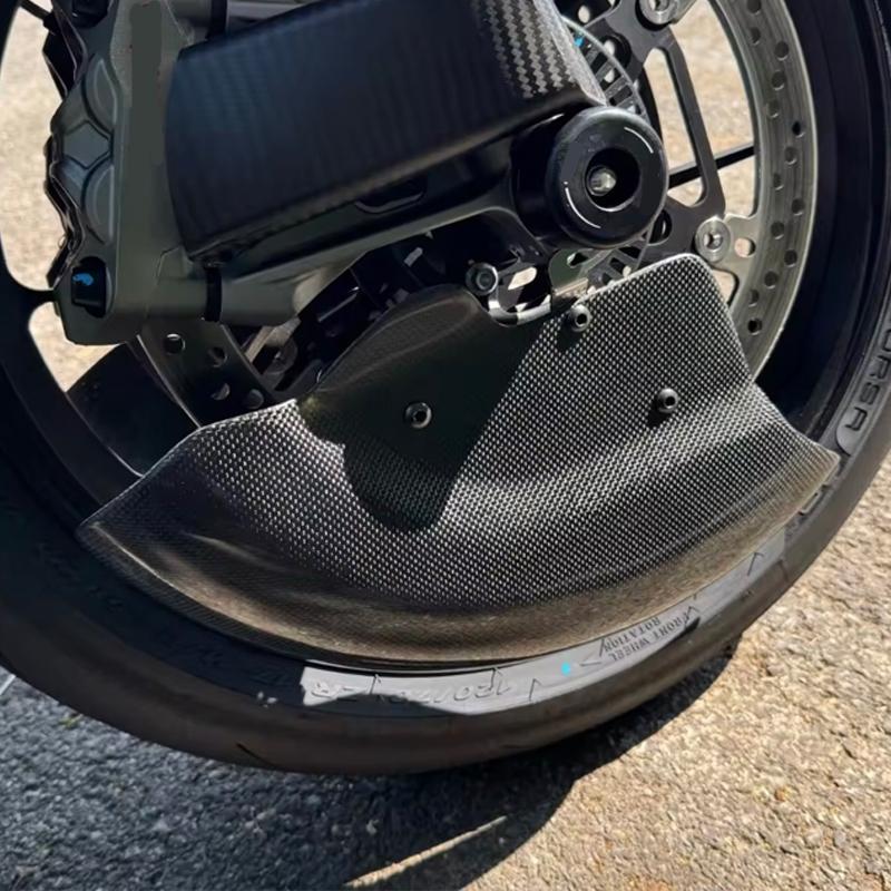 For Aprilia RS V4 Carbon Fiber Motorcycle Modification Accessories Front Brake Caliper Heat Dissipation Guide Wheel Cover Kits