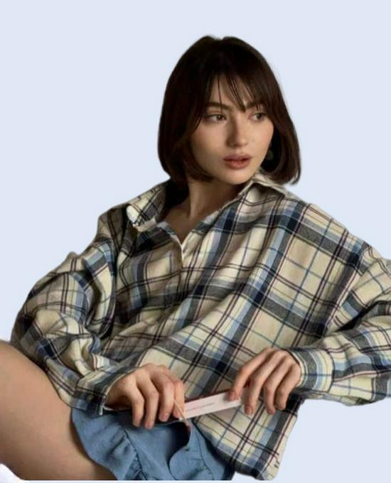 Women's Retro Plaid Long Sleeve Loose Lapel Shirt for Spring and Autumn