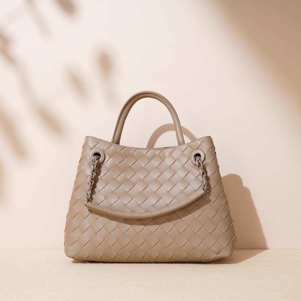 New Shoulder Bag Woven Bag Portable Large Capacity Leather Women's Bag Tote Bag