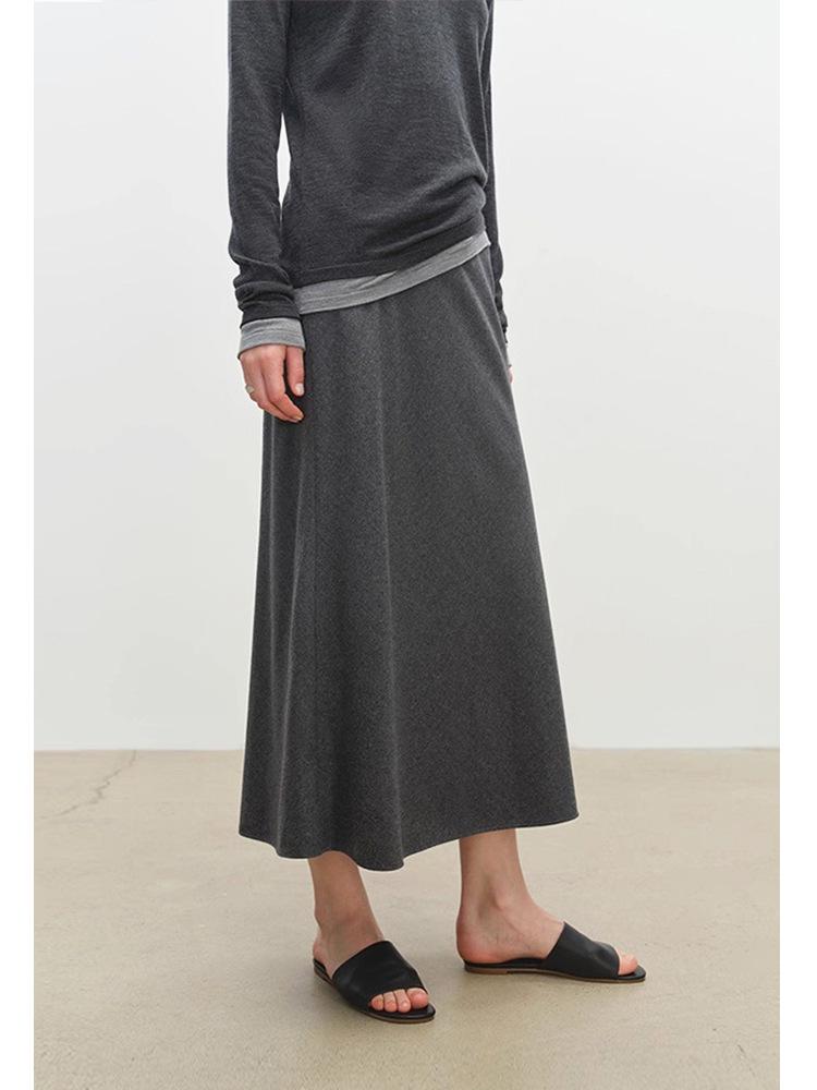 Wen Jiu A-Line Long Skirt: Slanted Cut Wool, Solid Color, Winter Elastic Waist, Slimming Half Skirt