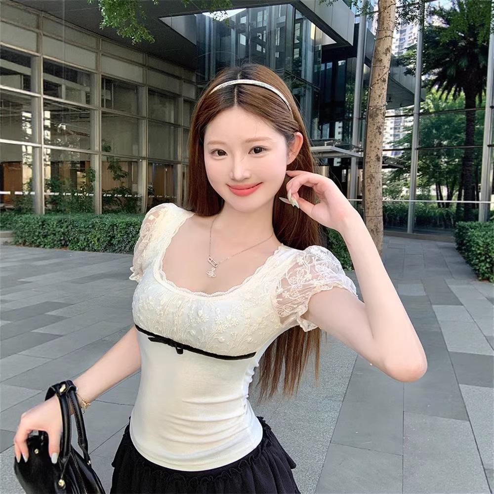 Korean Pure Desire Apricot Square Neck Bubble Short-sleeved T-shirt Women's Spring and Summer Lace Edge Slim-fitting and Thin Outer Top