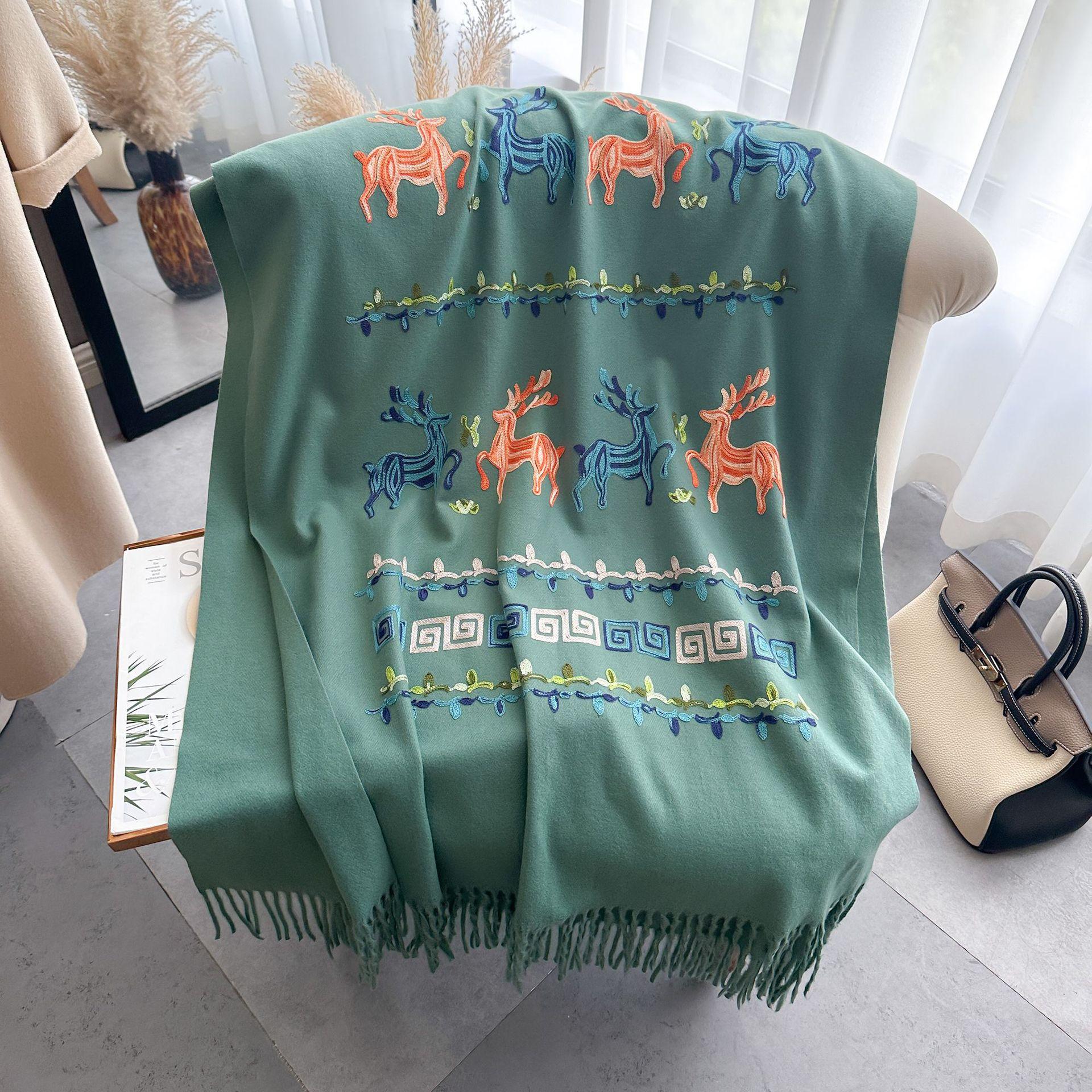 

Осенне-зимний ретро этнический стиль растительный цветок мода персонализированная вышивка женский теплый шарф кондиционер шаль 185-65cm зелёный