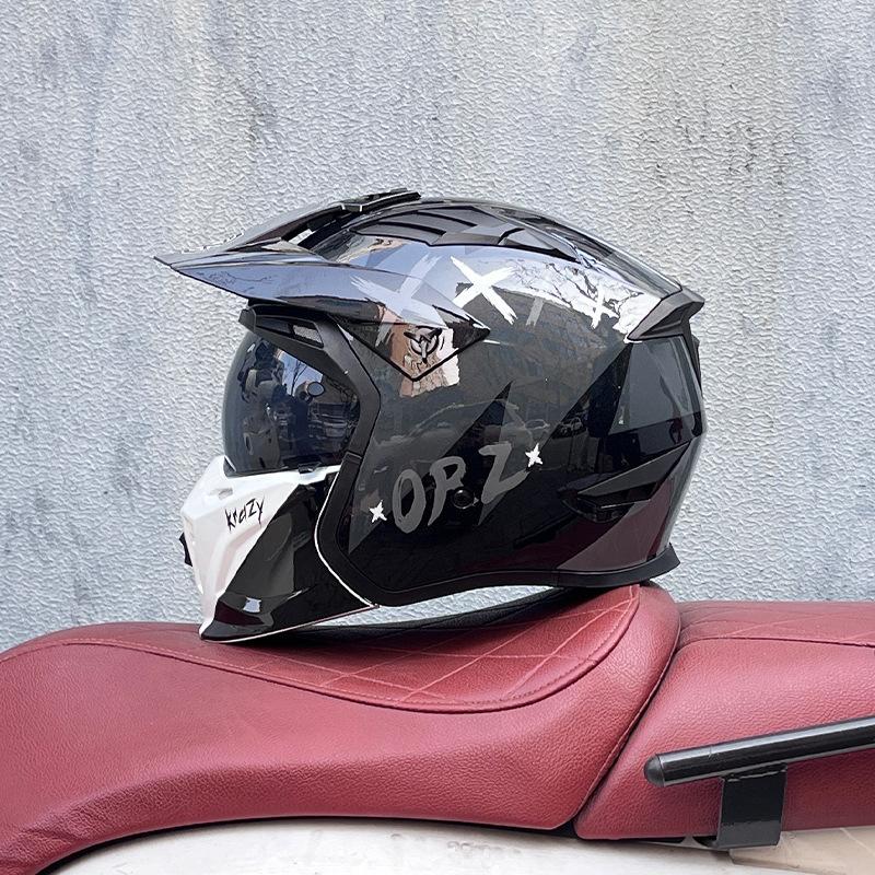 Street Fighter Motorcycle Helmet Men's and Women's Full Helmet Four Seasons Locomotive Retro Detachable Combination Helmet