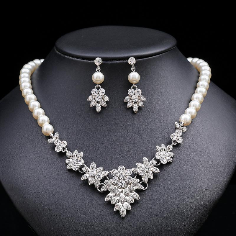 

3 шт. Евро-американская мода Циркониевый свадебный набор ожерелье и серьги с покрытием, Легкая роскошь Циркон для нишевых свадеб, Циркониевый набор 47cm