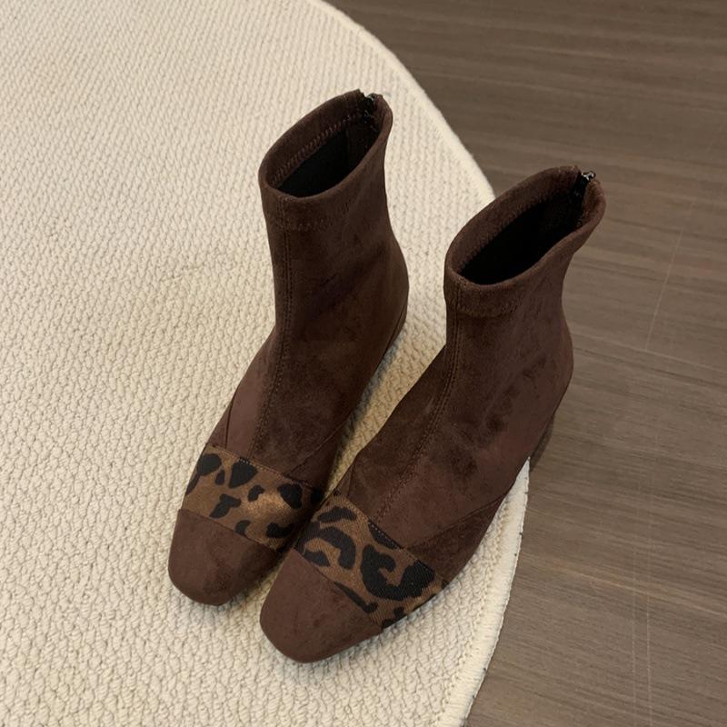 

Suding ретро короткие ботинки женская обувь 2025 новые весенне-осенние одинарные ботинки черные тонкие ботинки французские иностранные маленькие голые ботинки 35