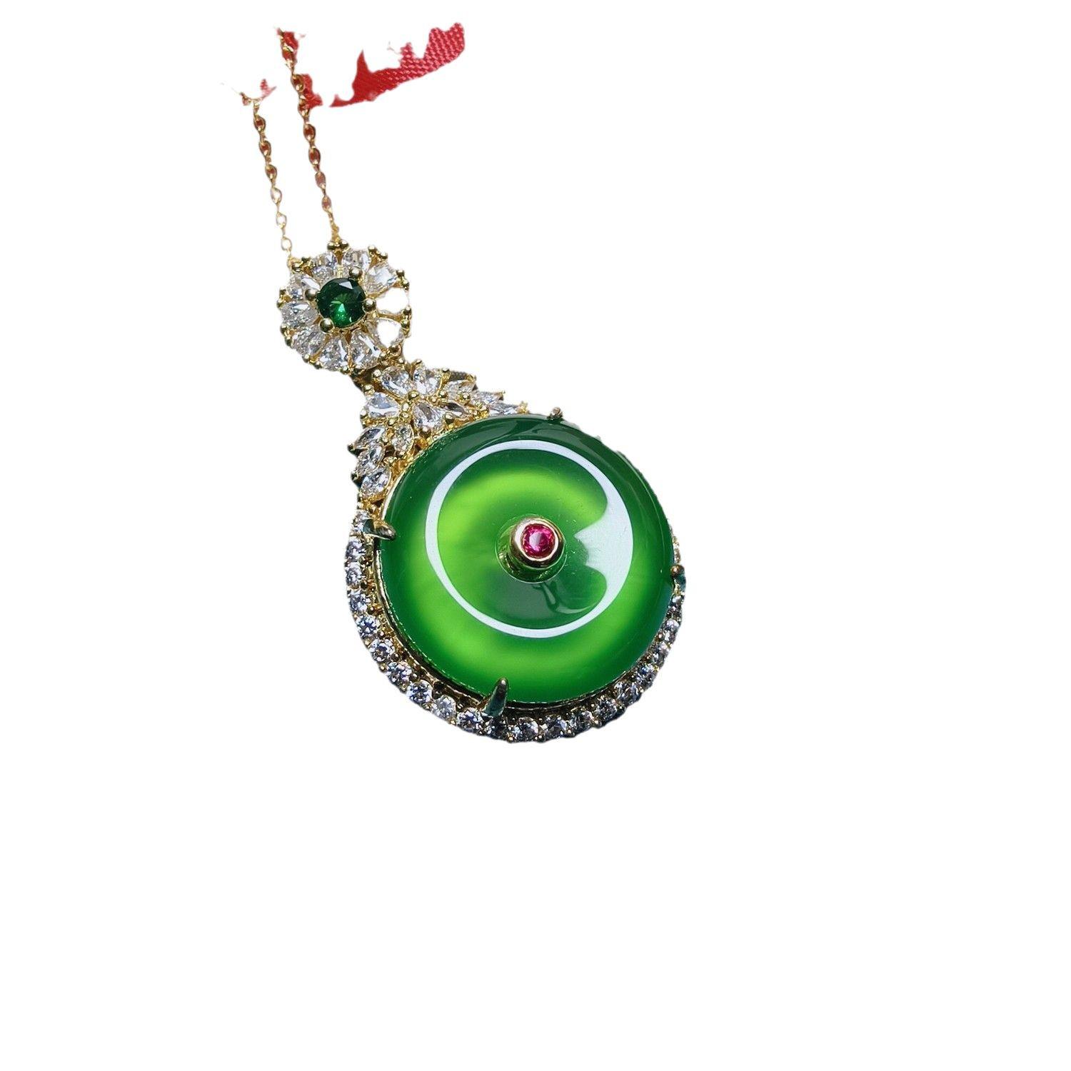 

Silver-Plated Green Chalcedony Buckle Pendant Women s Agate Jade Necklace