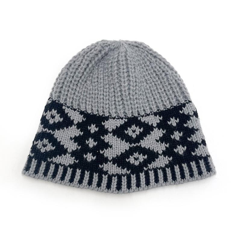 Fair Island hat women's autumn and winter big head circumference plaid knitted hat retro warm wool bag head cold hat bucket basin