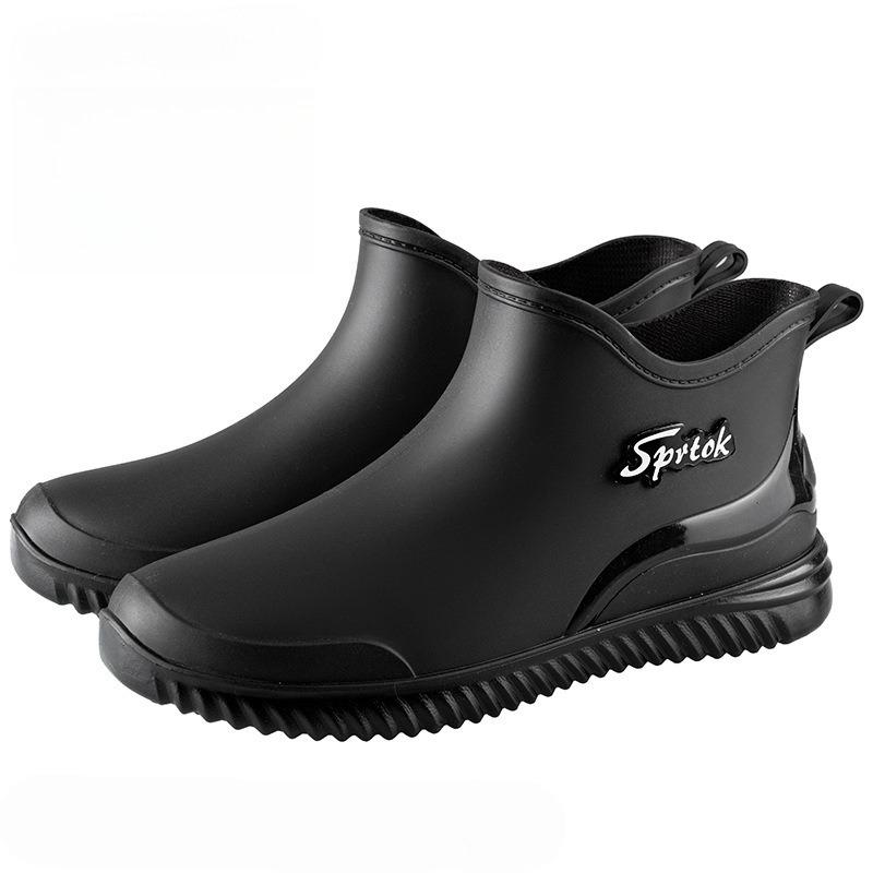Men s Waterproof Rain Shoes New Fashion Rain Boots Non-slip Waterproof Work Chef Shoes 39