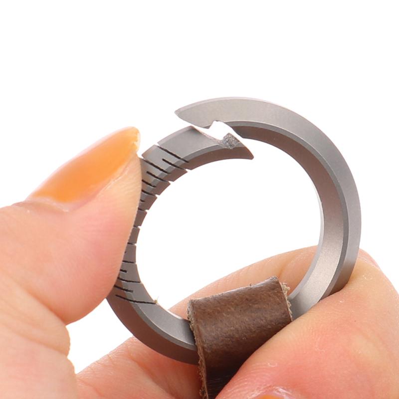 Titanium Alloy Leather Waist Belt Buckle Keychain Car Pendant Edc Outdoor Tool Men Women Luxury Accessories Gifts