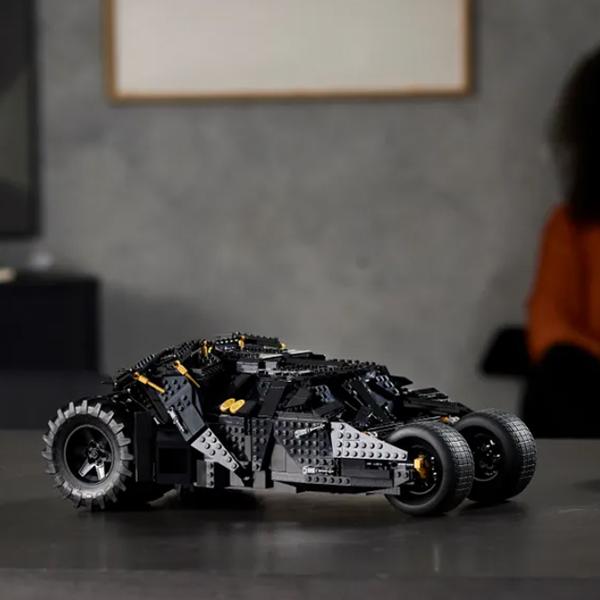 LEGO Batmobile Tumbler Bat Battle Car Building Blocks 76240