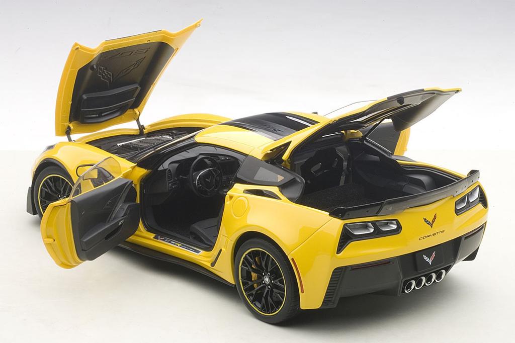 AUTOart 1/18 Scale Chevrolet Corvette (C7) Z06 C7.R Edition (Yellow) Finished Product