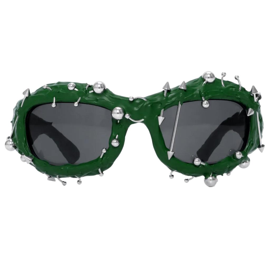 Stylish Rivet Studded Frame Sunglasses with Spikes Punk All Matching Cool Sun Glasses Popular PC Eyeglasses for Party