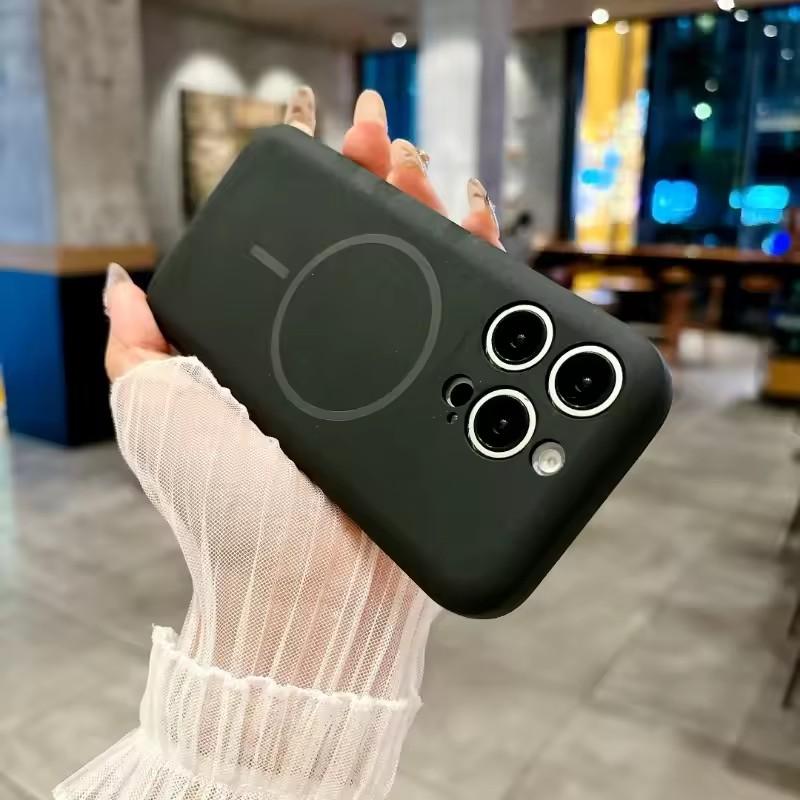 Жидкий силиконовый противоударный чехол для iPhone 16 15 14 13 12 11 16Pro Max 16Plus телефон магнитное беспроводное зарядное устройство для Magsafe Cover iPhone 16 Pro Max чёрный