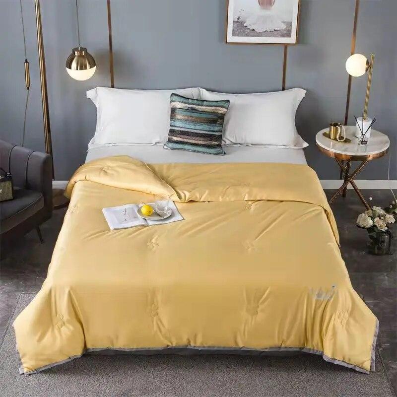 Summer Blanket Quilt Cool Feeling Hyaluronic Acid Skin Beautifying Quilt Washable Twin Queen King Bedding