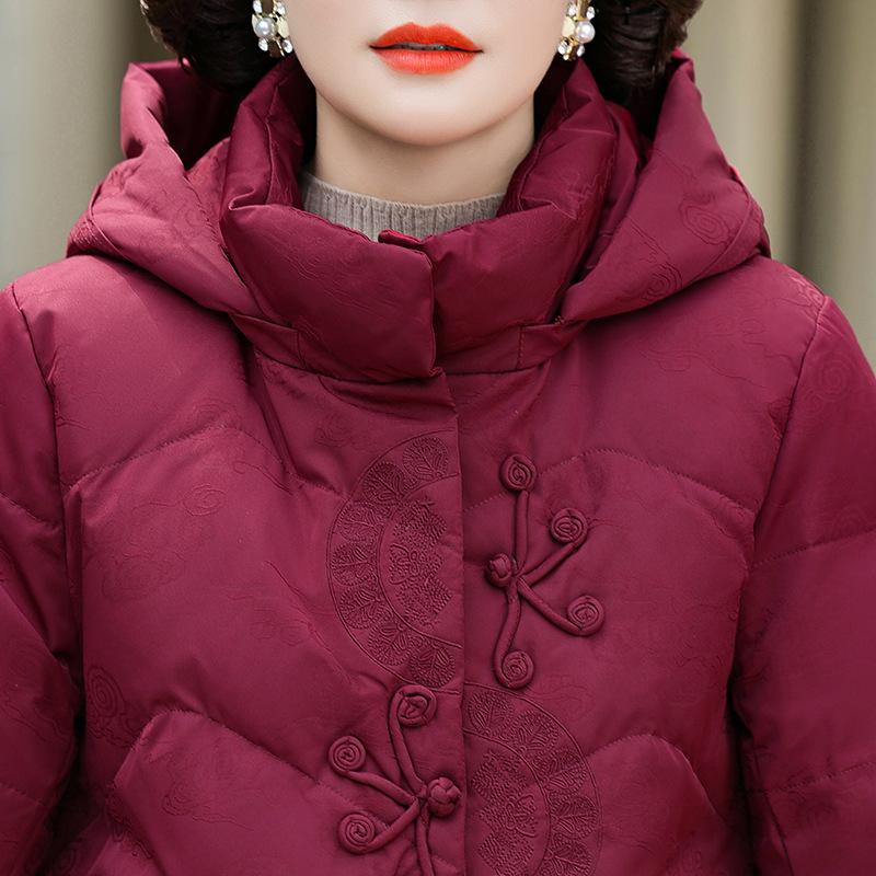 White Eiderdown Down Jacket Women's Loose Winter Clothes Retro Middle-aged and Elderly Mothers Plus Size Temperament Chinese Style Down Jacket