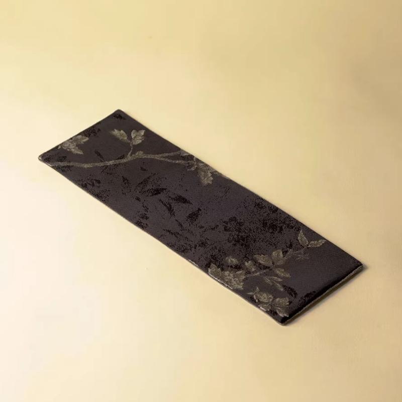 

Brocade Satin Tea Mat Chinese Double-sided Tablecloth Pad Household Absorbent Tea Towel Tea Ceremony Accessories Teaset Mat 29x10cm чорний