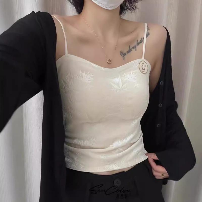 Autumn and Winter New Chinese Style Golden Velvet One Cup Strap Underwear Female Bamboo Leaf Texture All Match Small Vest