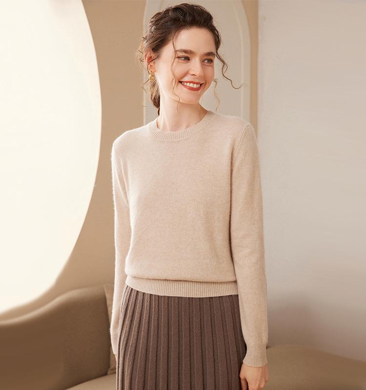 

Women s Plus Size Cashmere Sweater - Round Neck, Loose-Fit, Knitted Pullover for Autumn and Winter Large