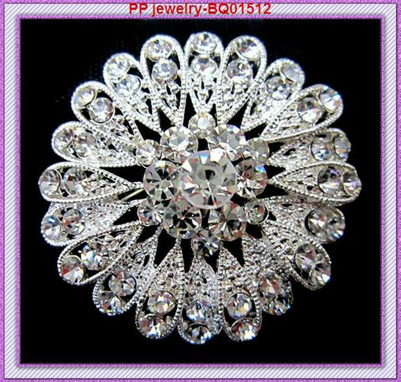 High-Grade Rhinestone Sunflower Brooch: Women s Lapel Pin & Bride Wedding Dress Accessory. серебряный