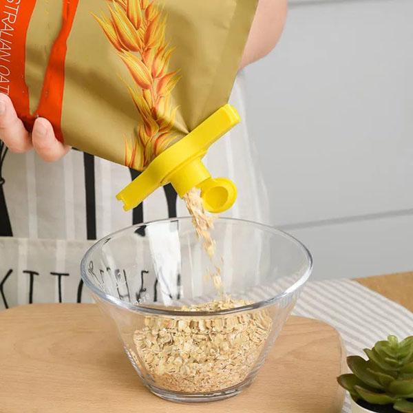 4pcs Seasoning Food Sealing Clip Snack Sealing Clip Kitchen Strong Clip Discharge Nozzle Sealing Clip