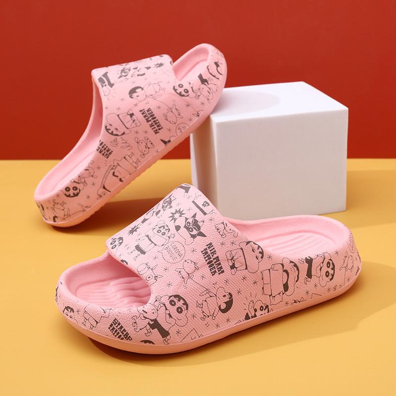 

И игривый мультяшный дизайн Крэйона Шин-чана, тапочки для малышей, нескользящая обувь для дома 40/41 розовый
