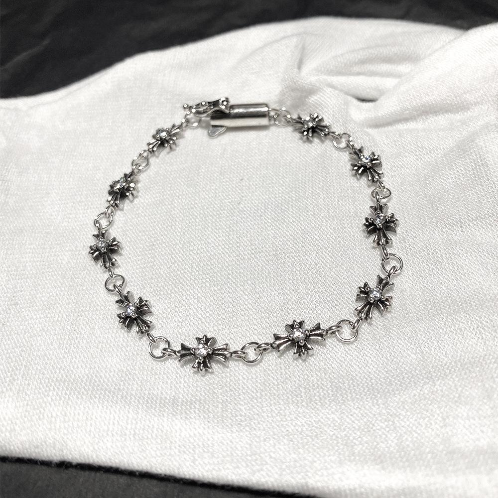 

2026 Bracelet Diamond Cross Versatile Flower Fashion Latch Lock Men s and Women s Jewelry 22CM