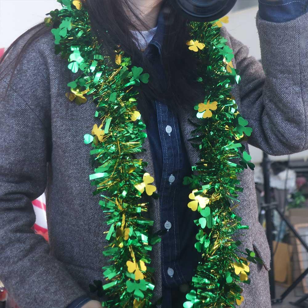 

2pcs Green St. Patrick s Day Hanging Decoration DIY Clover Tinsel Wreath Stage 2pcs