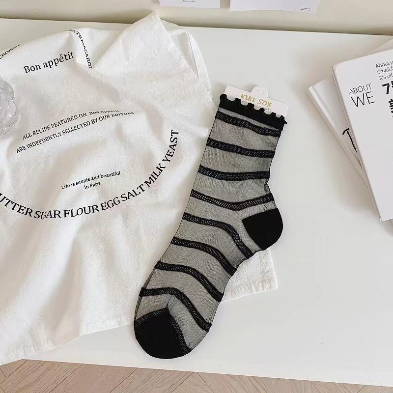 Șosete invizibile Lolita Femei Fete Șosete din dantelă de mătase Crystal Silk Love Heart Sosete la gleznă Negru Alb Șosetă JK transparentă