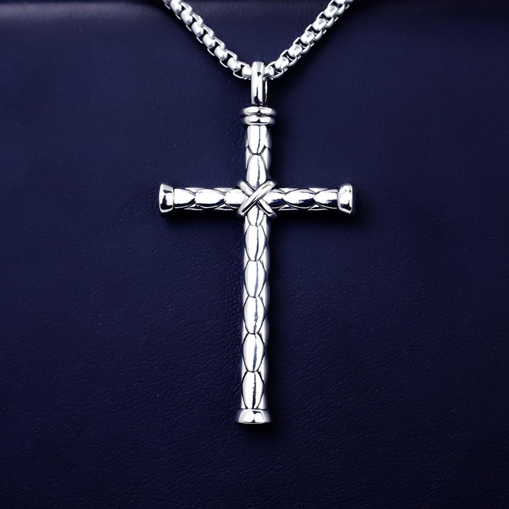 European Viking Titanium Steel Rune Necklace with Stainless Steel Spearhead and Compass Pendant
