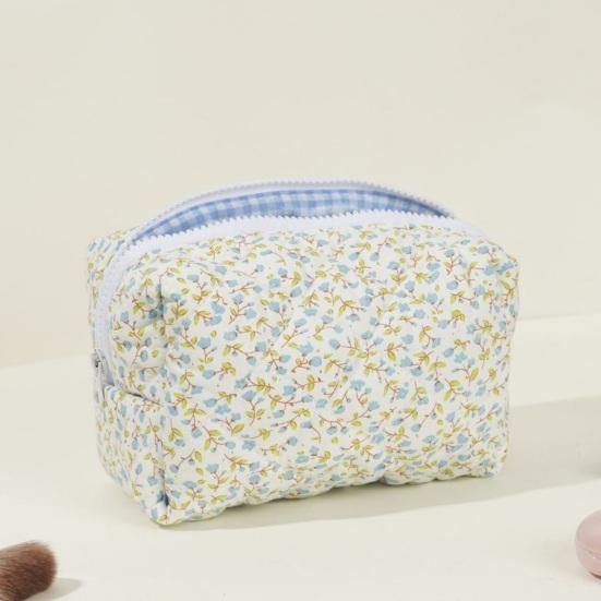 Quilted Floral Makeup Bag Soft Bag Portable Cosmetic Zippered Cosmetic Pouch Travel Makeup Organizer for Women