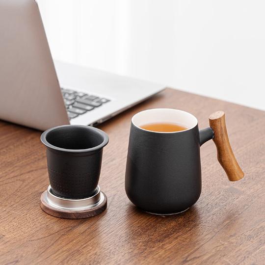 Ceramic Tea Cup Infuser with Wood Handle 400ml