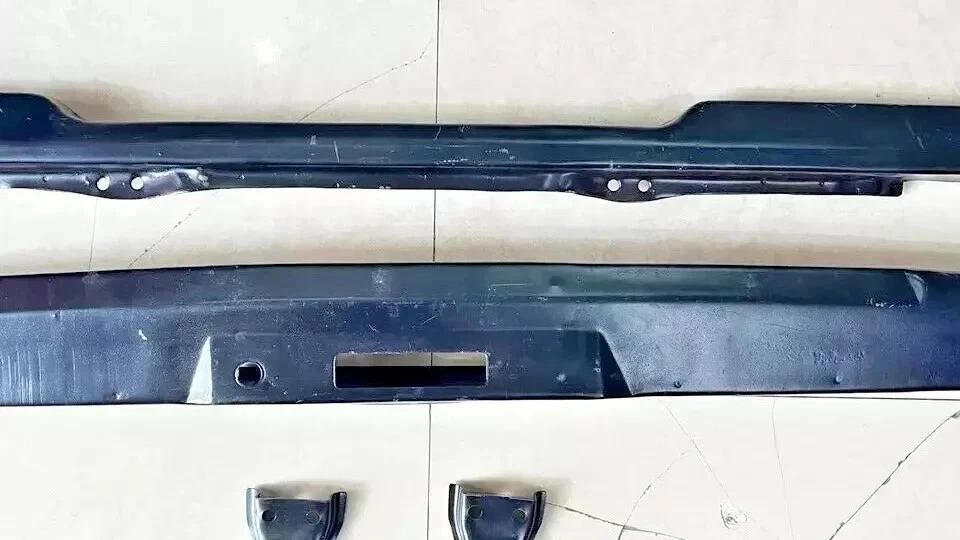 Suzuki Samurai SJ Frontblech unterer Träger Haubenstütze Strebe Grillhalterung Rahmen