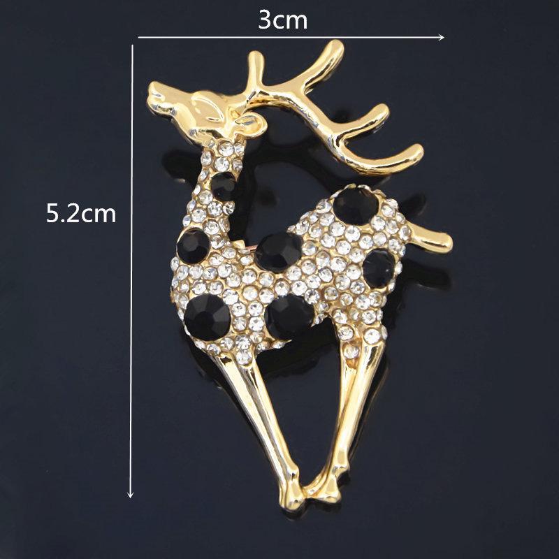 Gold Alloy Sika Deer Brooch with Rhinestone Inlay – Cute Lapel Pin Ornament