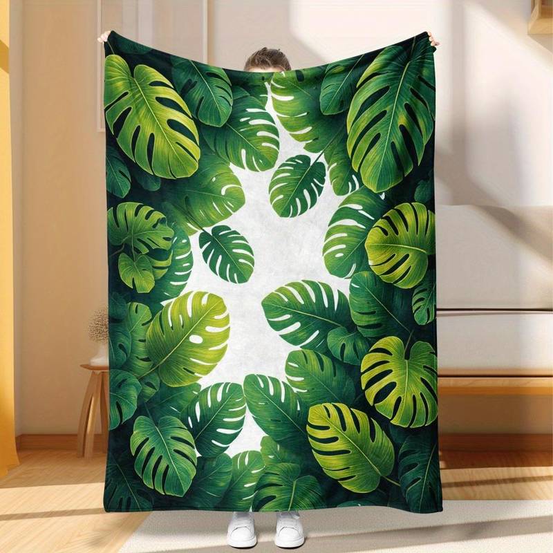 Elegant Blue Floral Branch Throw Blanket - Vintage Botanical-Themed Soft Blanket for Refined Cozy Home Decor